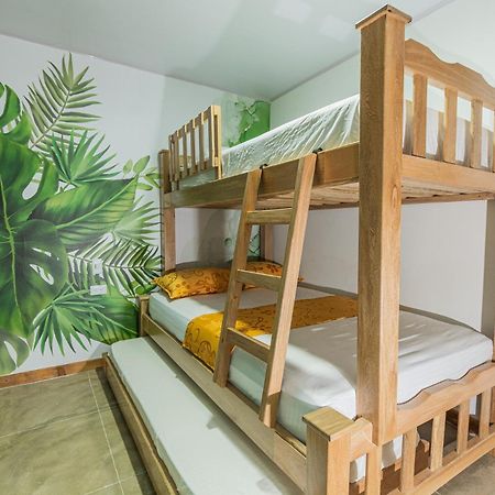 Nomada Hotel Гуатапе Екстер'єр фото